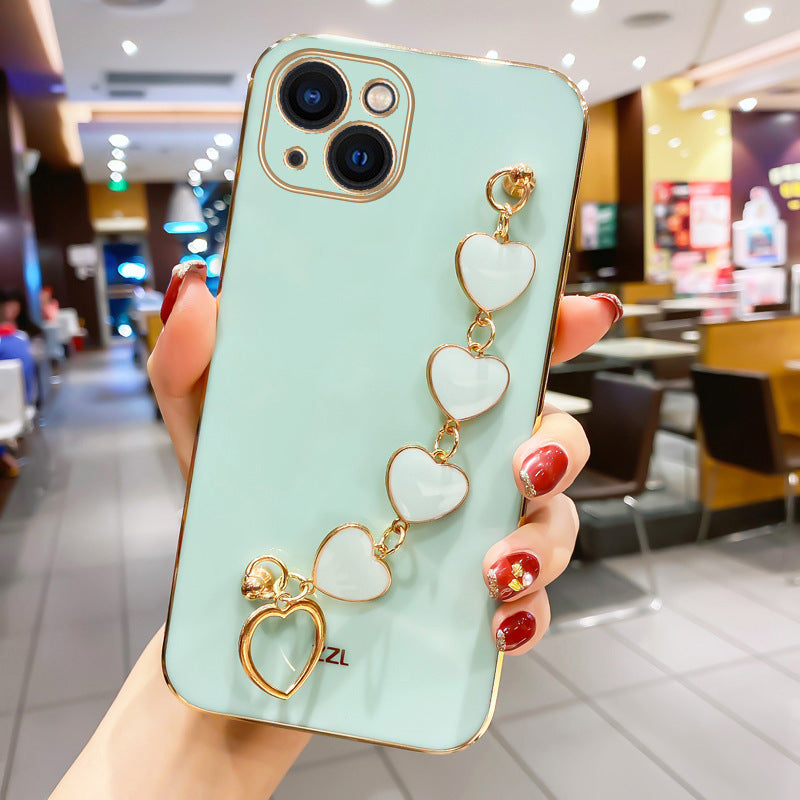 Stylish iPhone 15 Pro Max Case with Heart Bracelet Axl